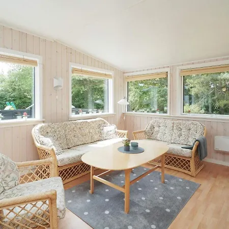 6 Person In Hojby-by Traum Højby